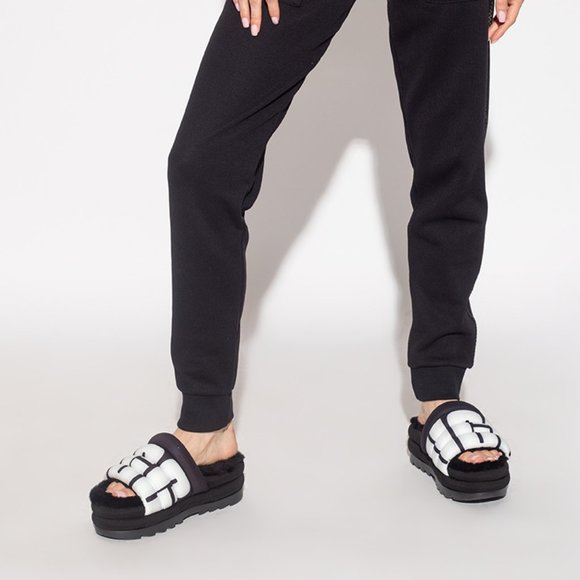 Ugg Women's Maxi Slide Logo Black Platform Size 8 NEW - Picture 2 of 5